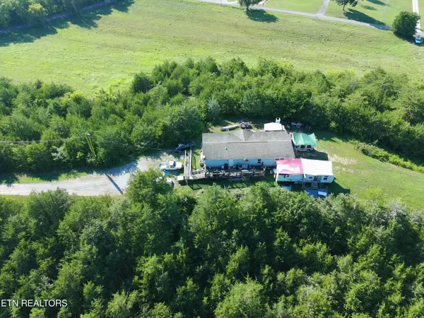 Dandridge, TN 37725,2124 Rainwater Rd