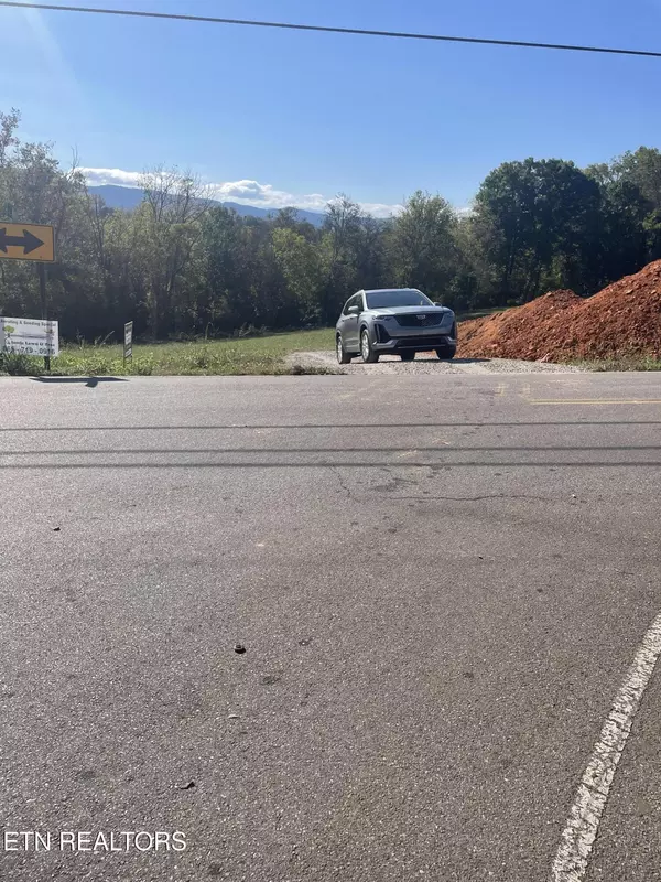 Maryville, TN 37804,3504 Davis Ford Rd