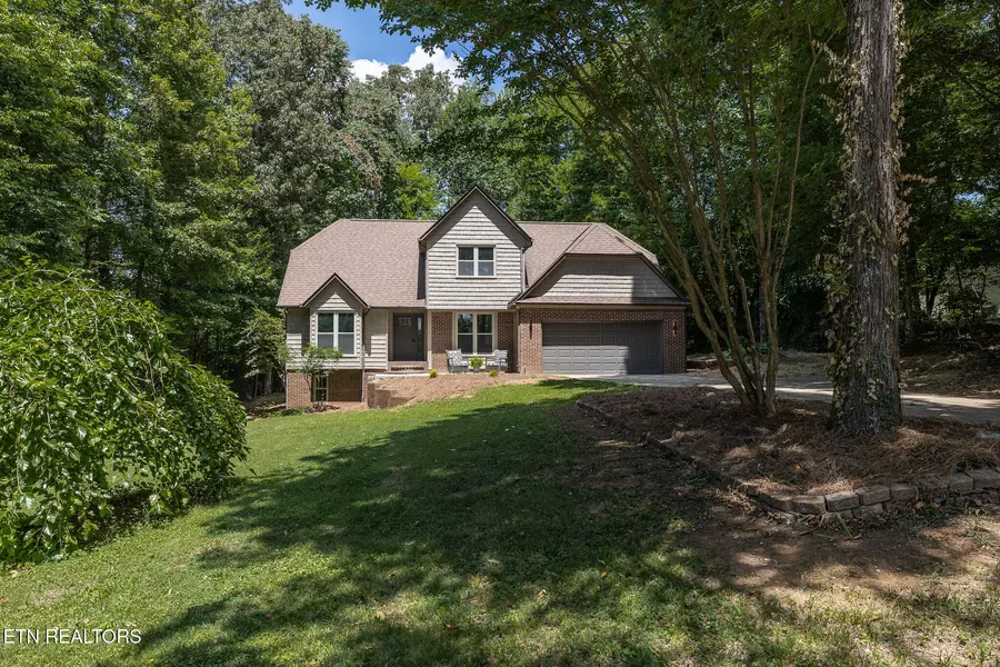 3212 Rocky Waters DR, Louisville, TN 37777