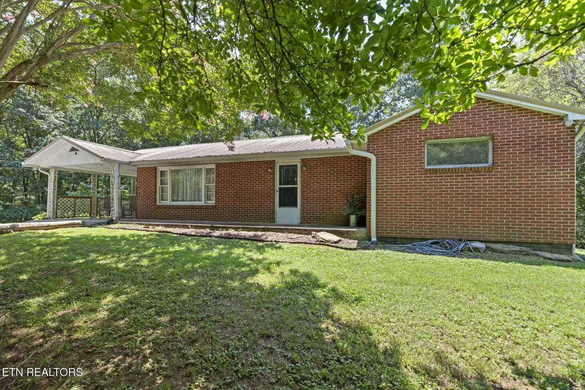 Harriman, TN 37748,150 Robbins Rd