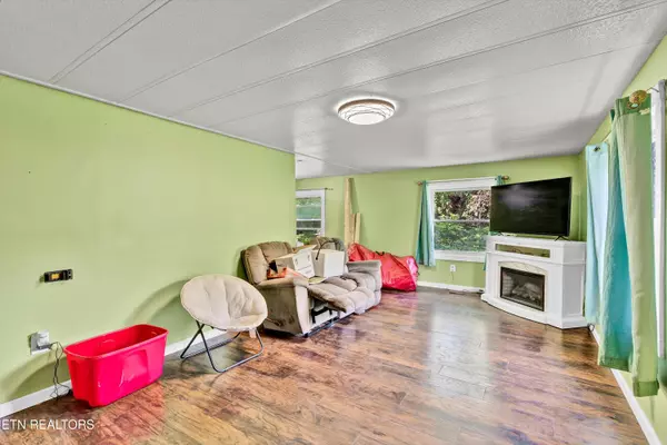 Clinton, TN 37716,1753 Sulphur Springs Rd