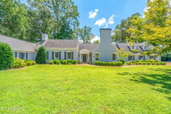 Knoxville, TN 37919,2216 Cherokee Blvd