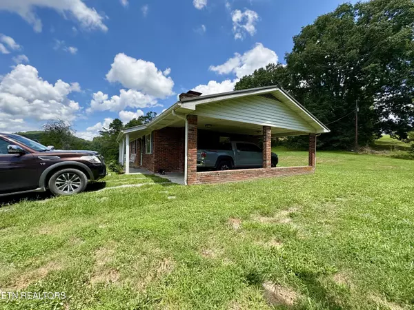 Tazewell, TN 37879,844 Jim Pressnell Rd