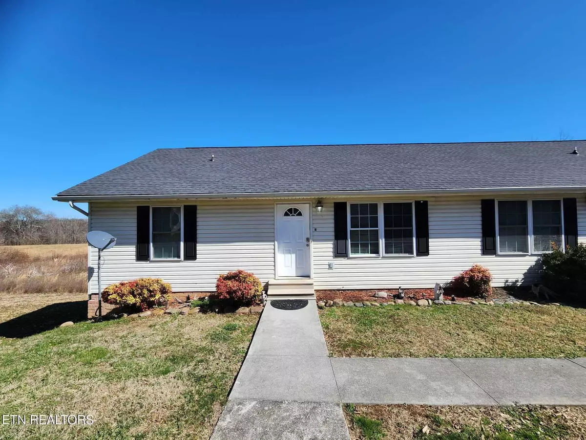 Sevierville, TN 37876,2904 Boyds Creek Hwy #4