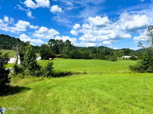 Tellico Plains, TN 37385,00 HIghway 68
