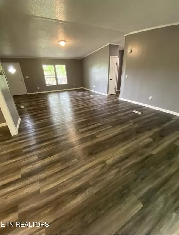 Winfield, TN 37892,717 Ross LN