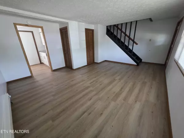 Oak Ridge, TN 37830,187-191 Tacoma Rd