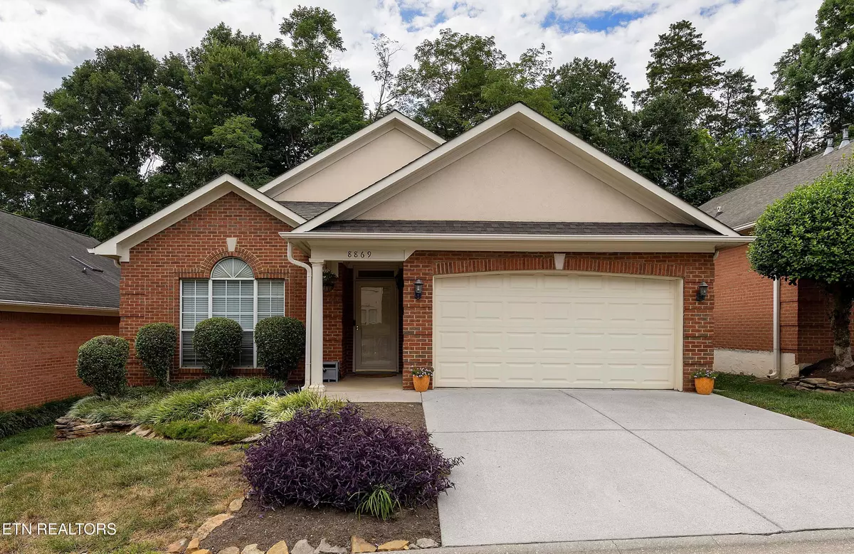 Knoxville, TN 37923,8869 Lennox View WAY