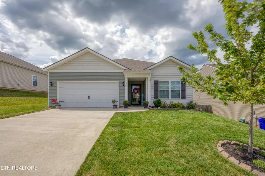 156 Kaley LN, Lenoir City, TN 37771