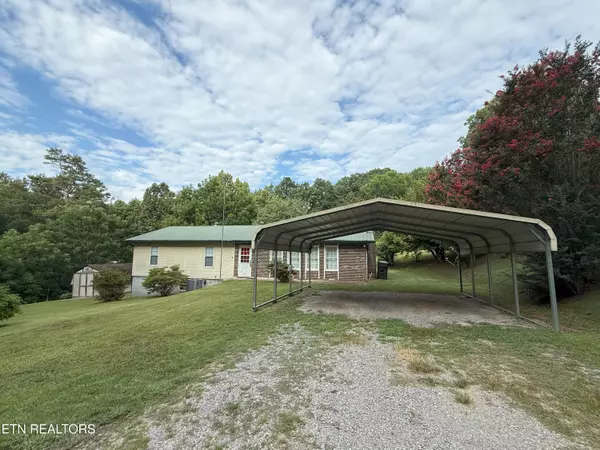 Lenoir City, TN 37771,4707 Bird Rd