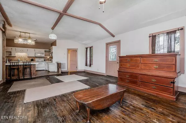 Sparta, TN 38583,1044 Hensley Chapel Rd