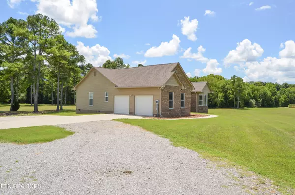 Pikeville, TN 37367,241 Terry Rd