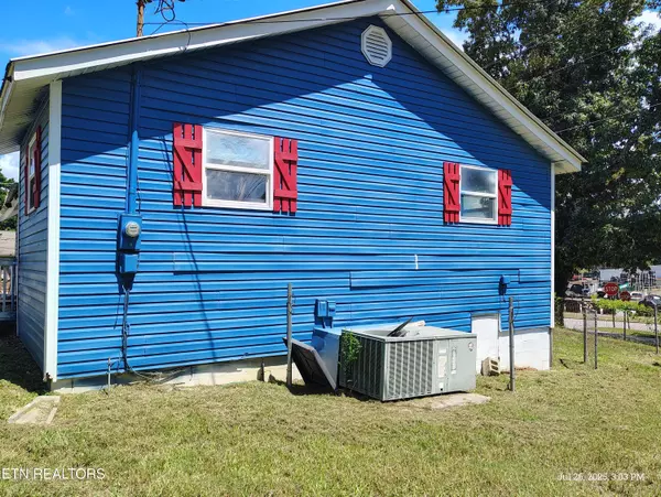 Athens, TN 37303,218 Riceville Rd Old