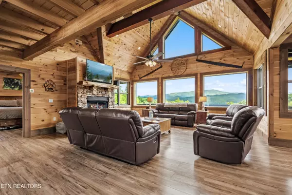 Sevierville, TN 37862,3142 Laughing Pine LN