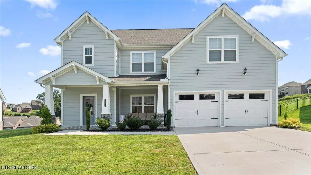 Knoxville, TN 37932,2622 Honey Locust LN