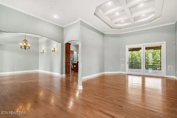 Loudon, TN 37774,402 Catoosa LN