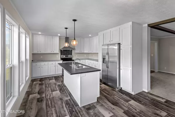 Morristown, TN 37813,1516 River Path