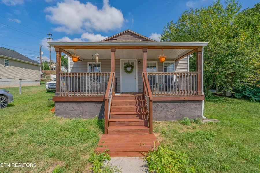729 Emerald Ave, Knoxville, TN 37921