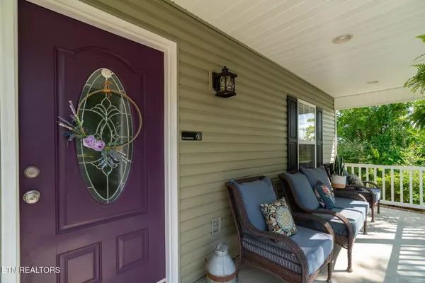 Maryville, TN 37804,237 Ridgefield DR