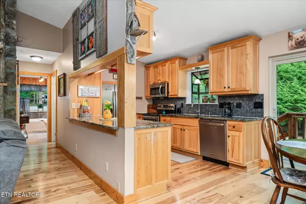 Monterey, TN 38574,715 White Oak Rd