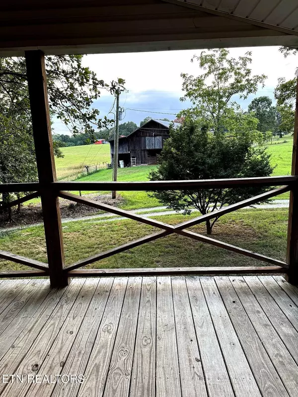 Loudon, TN 37774,2242 Davis Ferry Rd