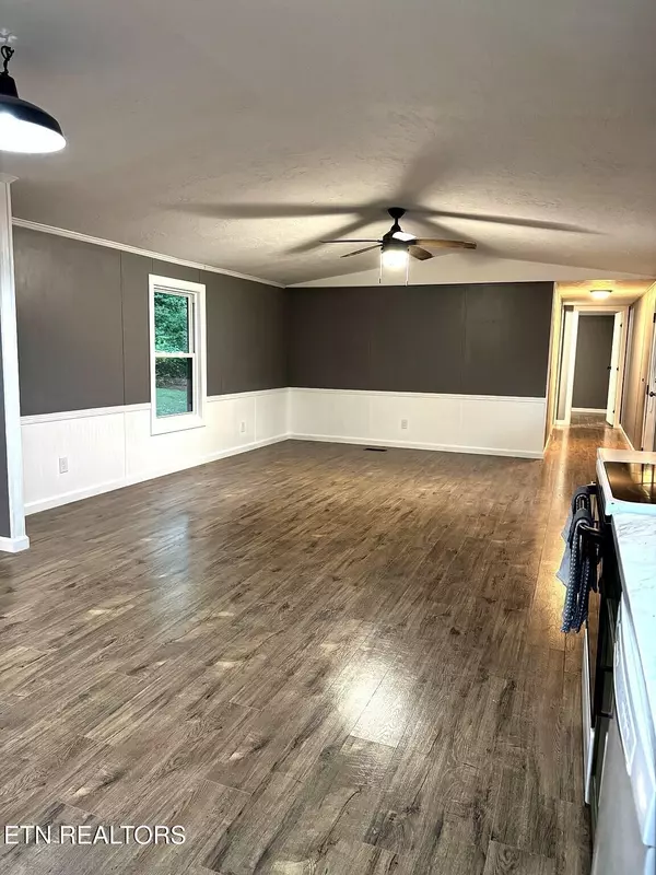 Loudon, TN 37774,2242 Davis Ferry Rd