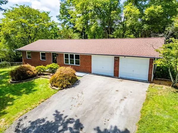 Knoxville, TN 37918,6621 Lambent LN