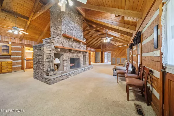 Gatlinburg, TN 37738,830 Sleepy Hollow Rd
