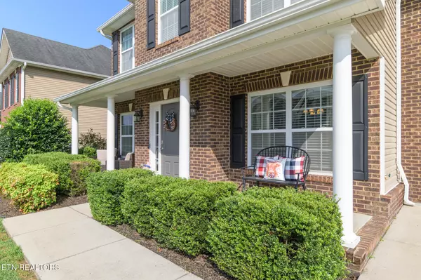 Knoxville, TN 37918,1562 Chariot LN