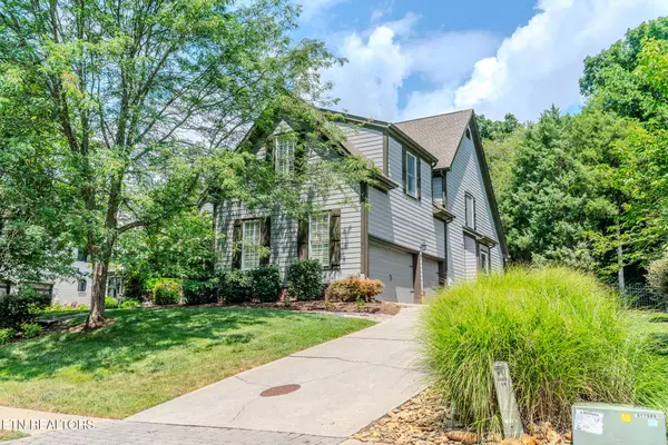 848 Prince George Parish DR, Knoxville, TN 37934