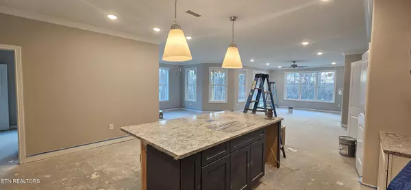 Lenoir City, TN 37771,211 River Birch DR