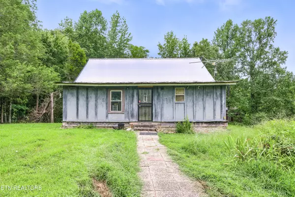 Walling, TN 38587,311 Deweys Lane LN