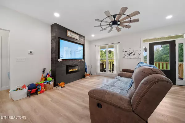 Sevierville, TN 37876,3218 Old Newport Hwy