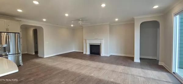 Lenoir City, TN 37771,173 Honeysuckle DR