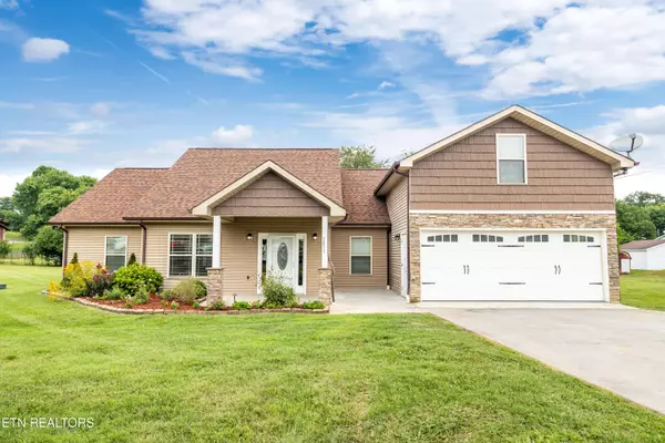 2811 Dalton DR, Sevierville, TN 37876