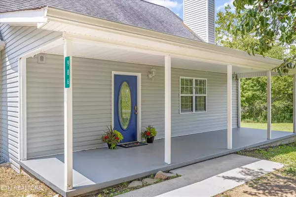 Clinton, TN 37716,986 Marlow CIR