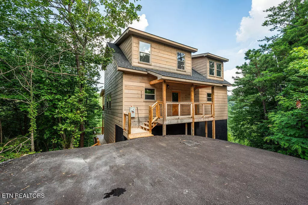 Sevierville, TN 37862,4183 Chamberlain LN