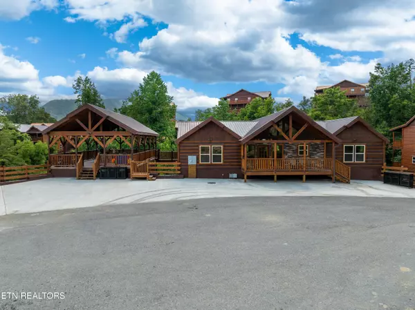 880 Bethlehem WAY, Sevierville, TN 37876