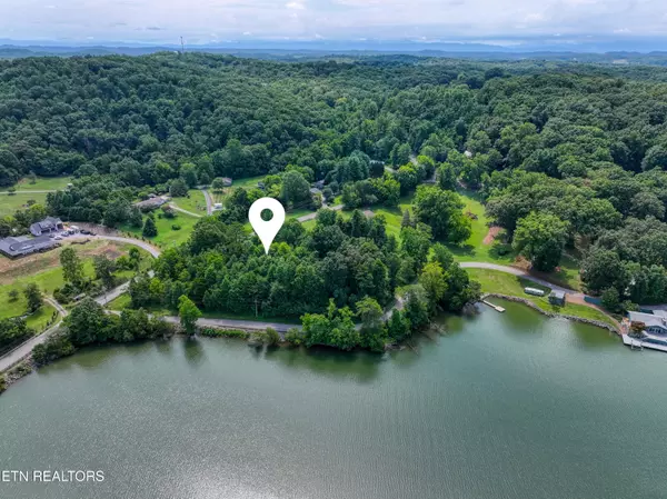 Lenoir City, TN 37772,5980 Lakeside DR