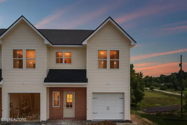 Knoxville, TN 37931,6612 Johnbo WAY