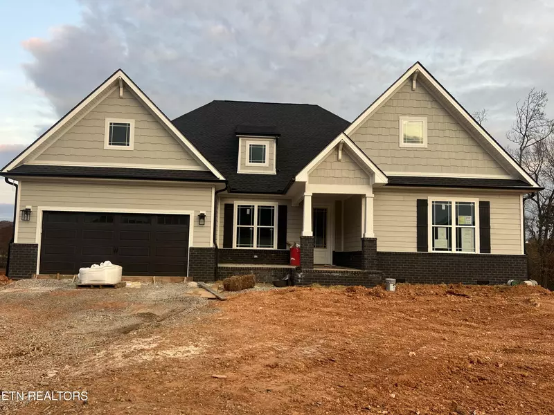 219 Bittersweet LN, Lenoir City, TN 37771