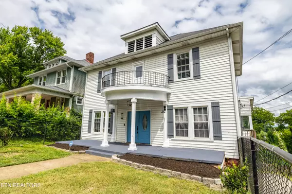 Knoxville, TN 37915,504 Surrey Rd