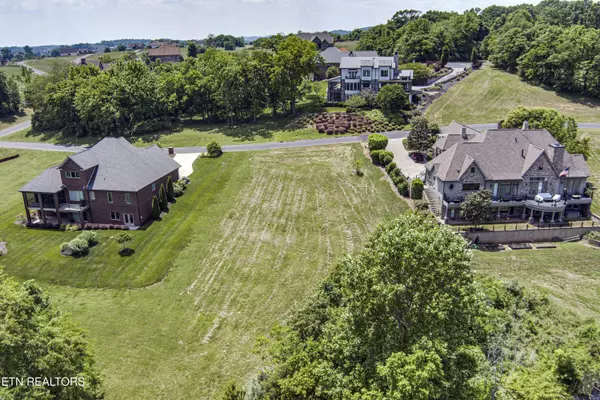 Vonore, TN 37885,320 Cormorant DR