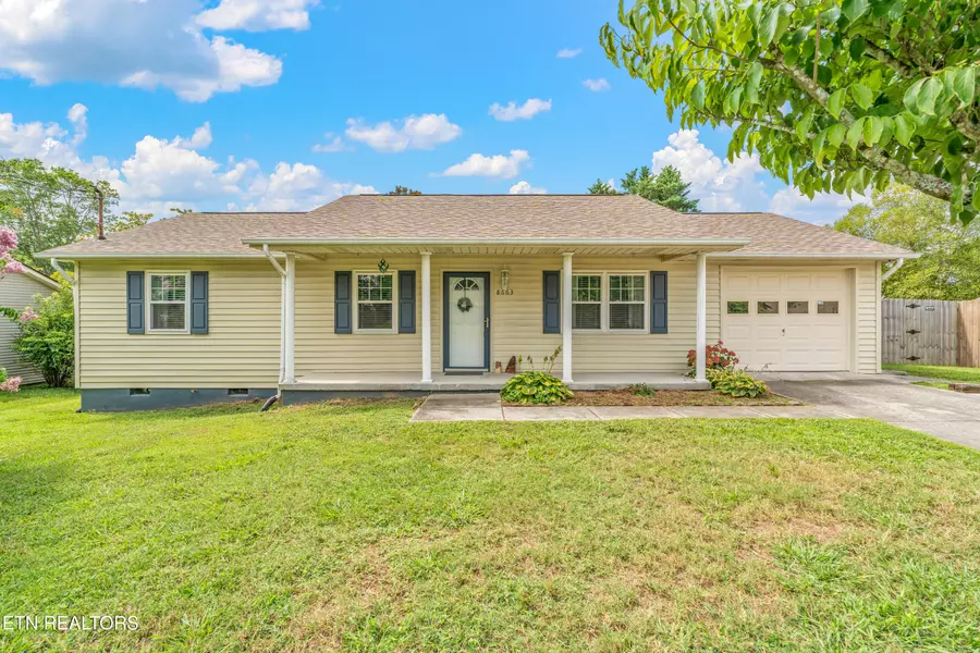 8663 Tervada DR, Knoxville, TN 37931