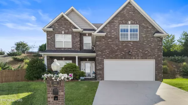 2901 Cambridge Shores LN, Knoxville, TN 37938