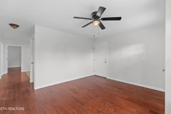 Rogersville, TN 37857,403 Pine St