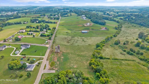 Maryville, TN 37801,5436 Old Niles Ferry Rd