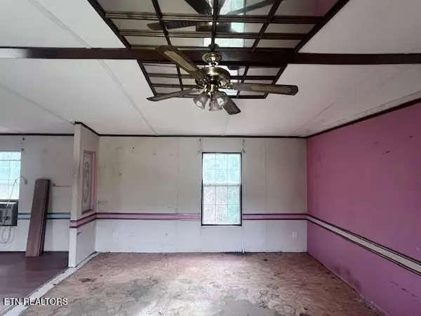 Luttrell, TN 37779,130 Gentry LN