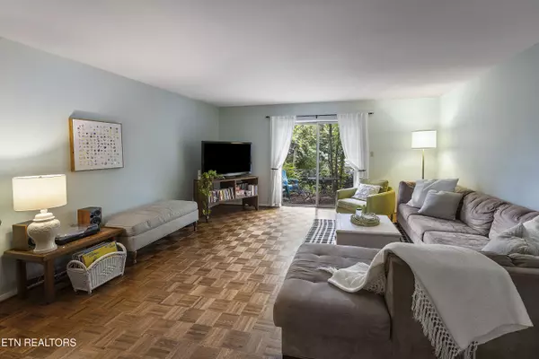 Knoxville, TN 37919,3636 Taliluna Ave #317