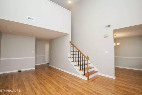 Knoxville, TN 37923,8602 Old Carriage CT